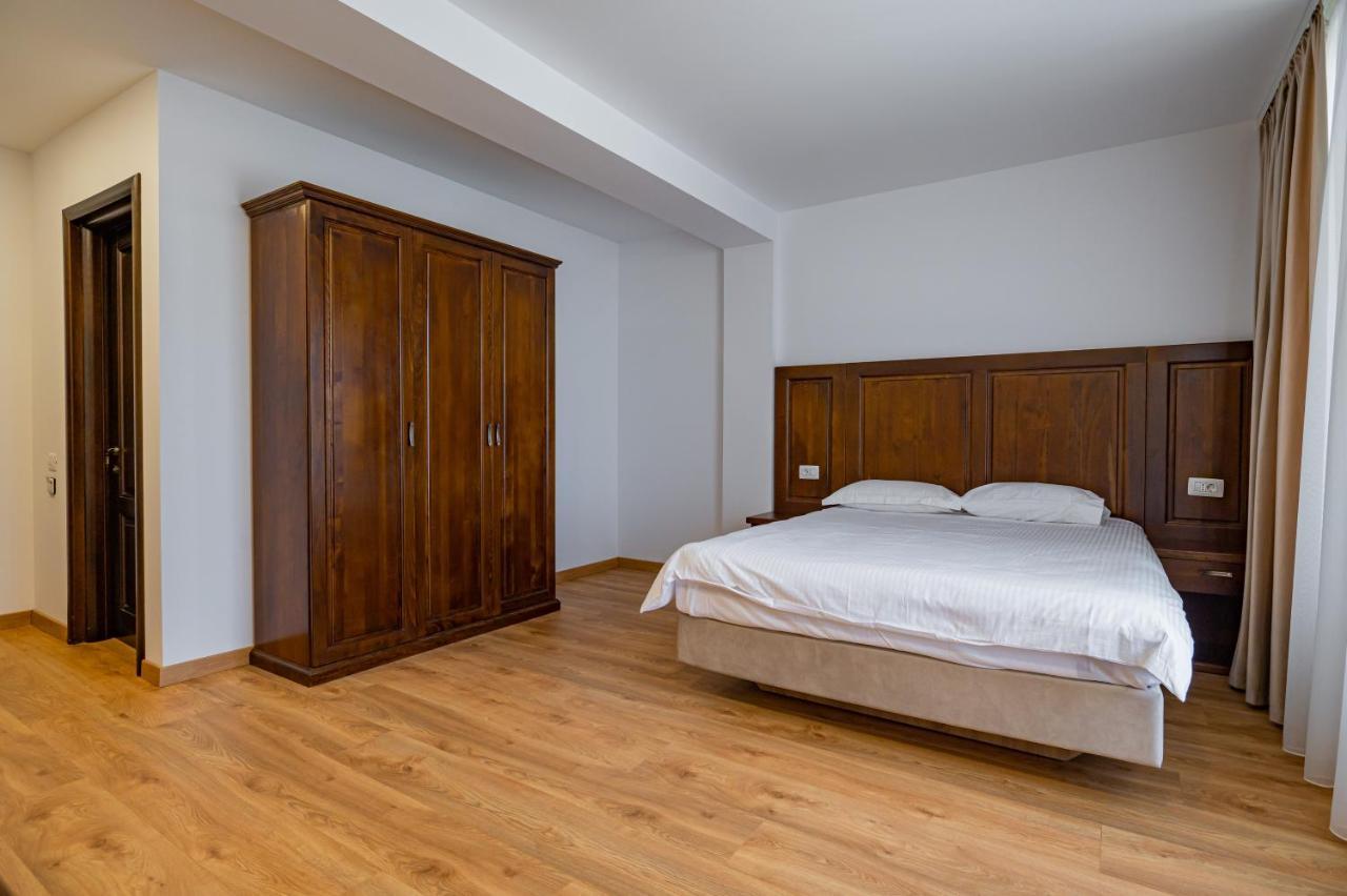 Voyager Hotel Navodari Ngoại thất bức ảnh