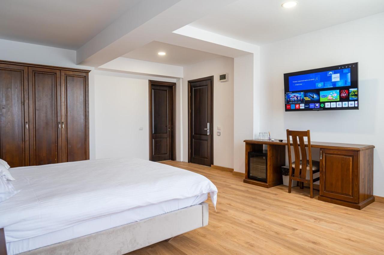 Voyager Hotel Navodari Ngoại thất bức ảnh