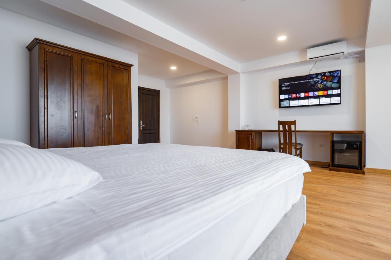 Voyager Hotel Navodari Ngoại thất bức ảnh
