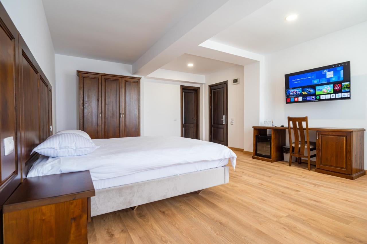 Voyager Hotel Navodari Ngoại thất bức ảnh